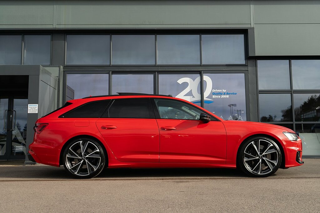 Audi S6 Avant Tdi V6 Black Edition Red #4