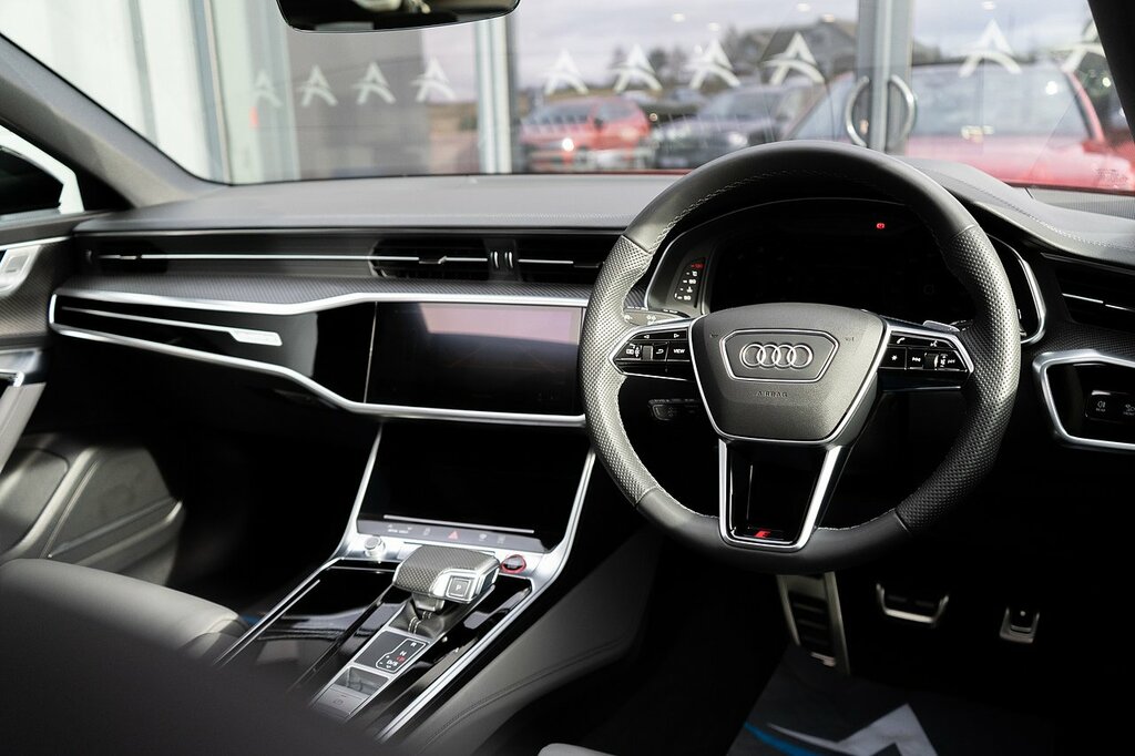 Audi S6 Avant Tdi V6 Black Edition Red #6