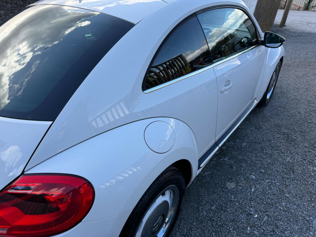 Volkswagen Beetle 2.0 Tdi Sport Euro 5 White #6