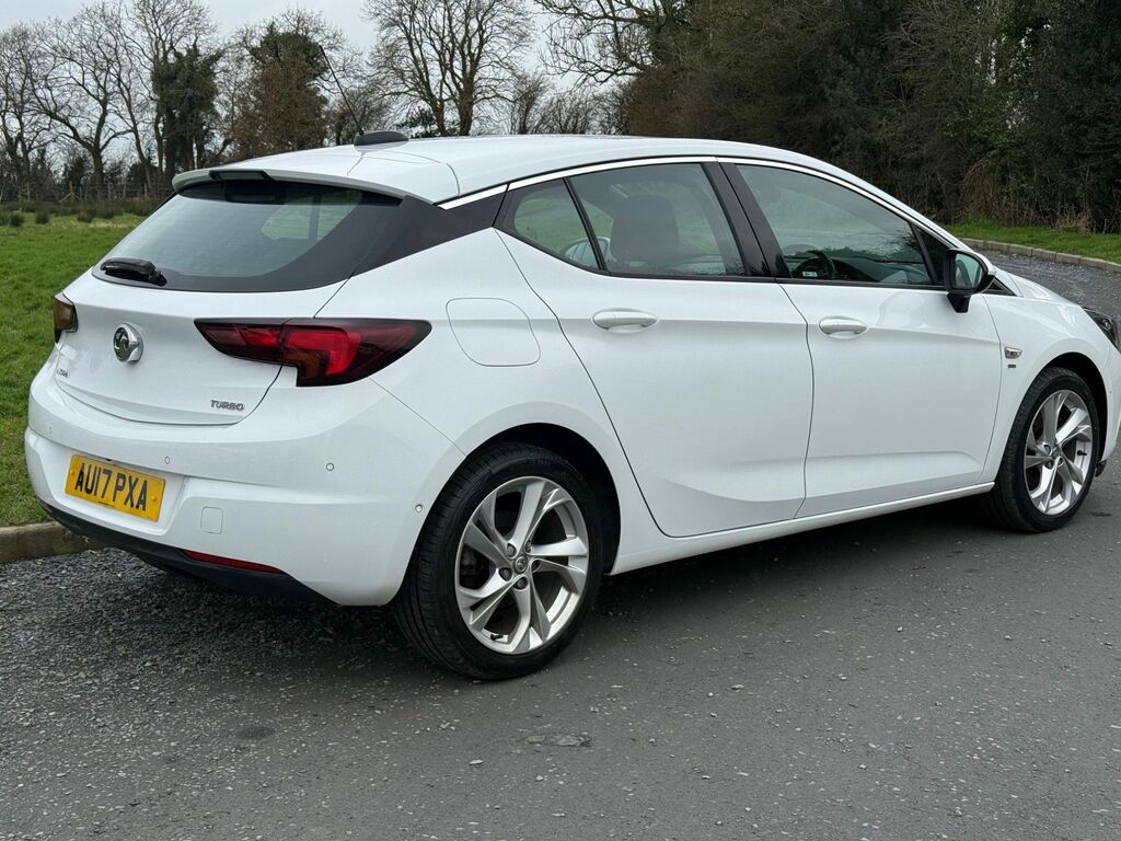 Vauxhall Astra 2017 1.4I Turbo Sri Hatchback Eu AU17PXA White #3