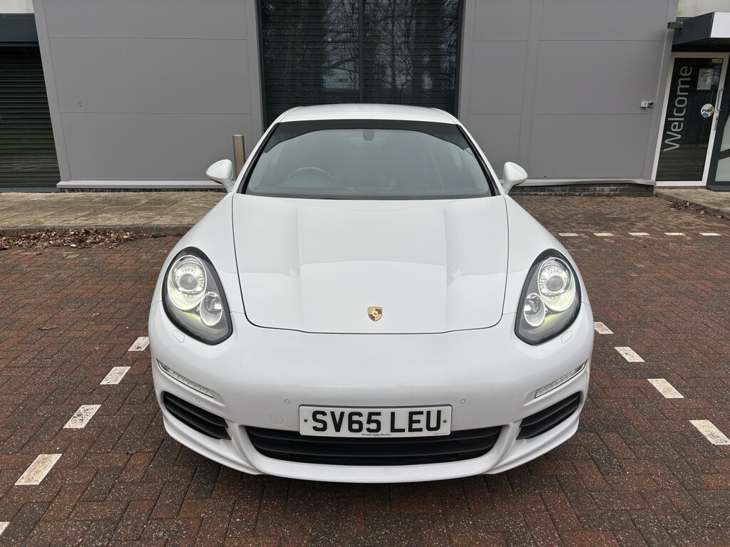 Porsche Panamera 3.0 D V6 SV65LEU White #4