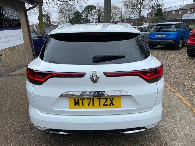 Renault Megane 1.5 Blue Dci Iconic Sport Tourer MT71TZX White #5