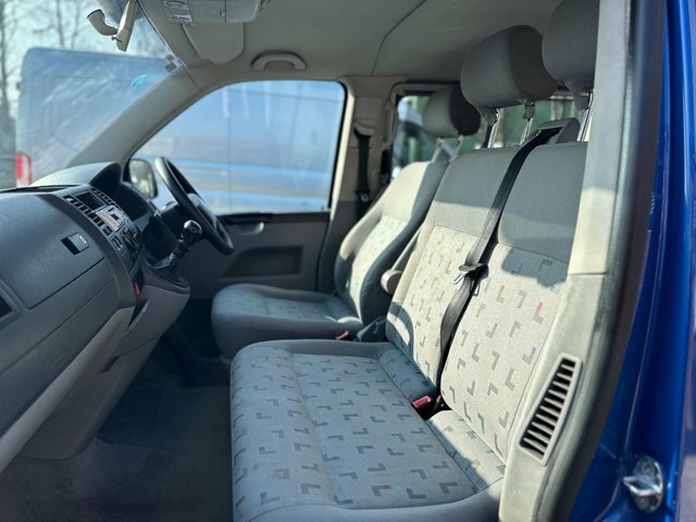 Volkswagen Transporter Shuttle Shuttle T30 Swb Green #32