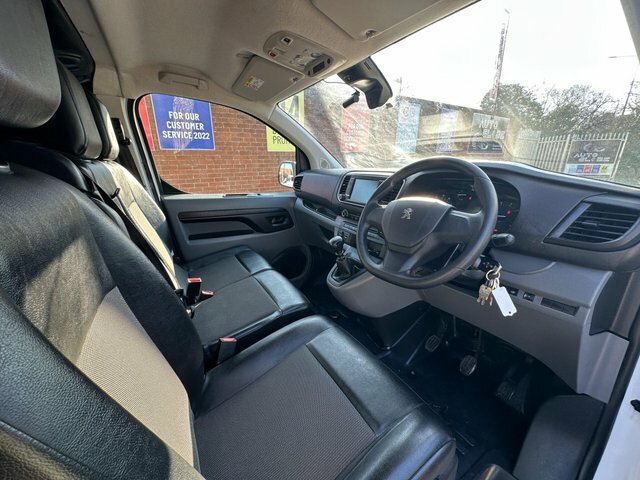 Peugeot Expert Bluehdi 1000 Professional Premium MT71JKN White #5