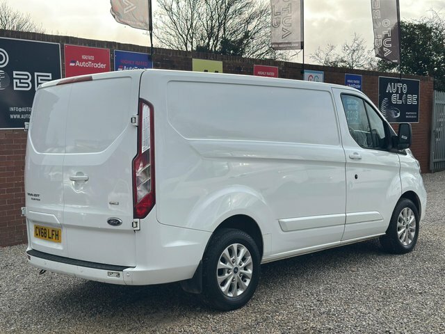 Ford Transit Custom 300 Ecoblue Limited L1 CV68LFH White #3