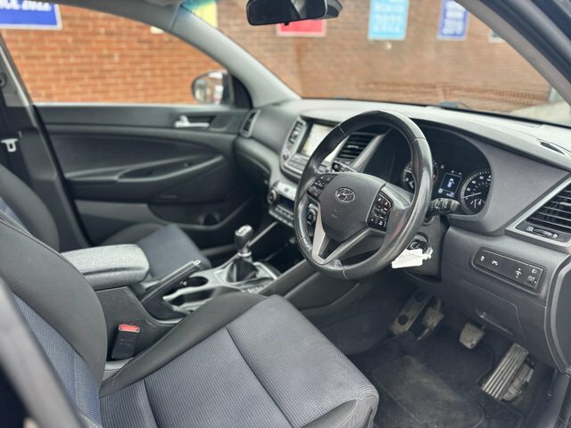 Hyundai Tucson Crdi Se Nav 4Wd YR67FAM Black #5