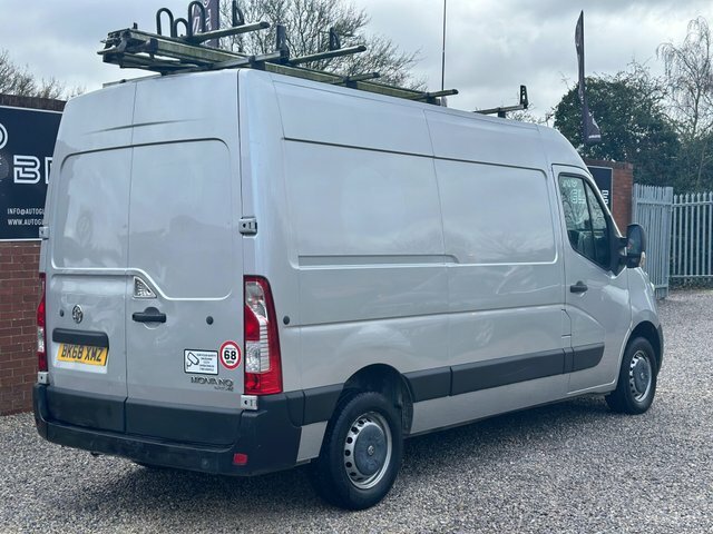 Vauxhall Movano Cdti 3500 Fwd L2 BK68XMZ Silver #3