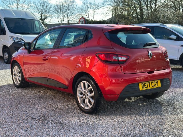 Renault Clio 16V Play Euro 6 DE17CGY Red #3