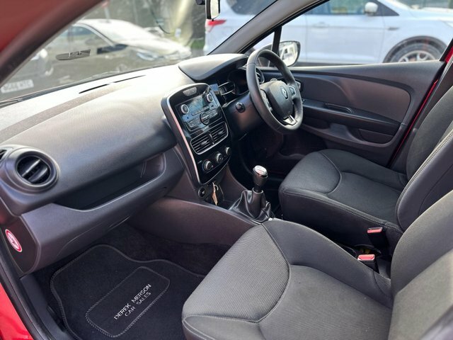 Renault Clio 16V Play Euro 6 DE17CGY Red #5