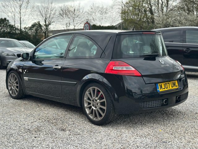 Renault Megane Team F1 Team R26 Black #3