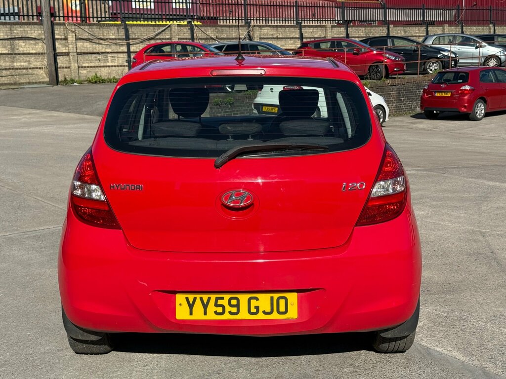 Hyundai I20 1.2 Comfort Hatchback Euro 4 77 Red #4