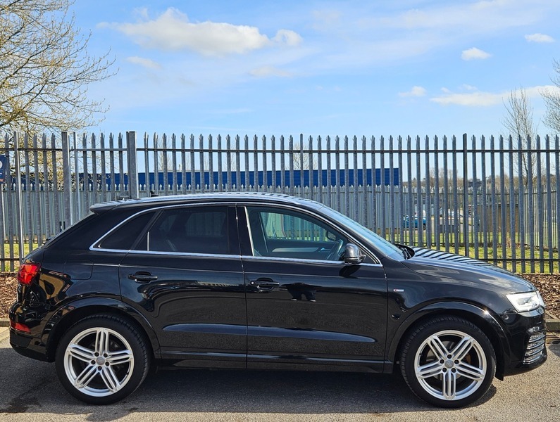 Audi Q3 2.0 Tdi S Line SO16MSU Black #2