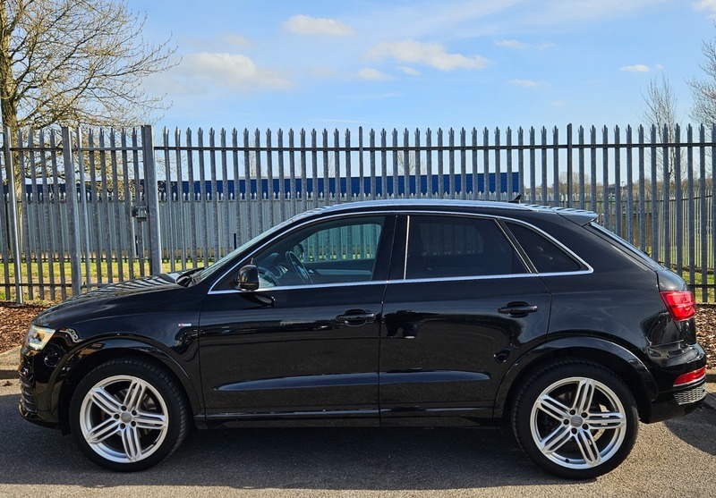 Audi Q3 2.0 Tdi S Line SO16MSU Black #4