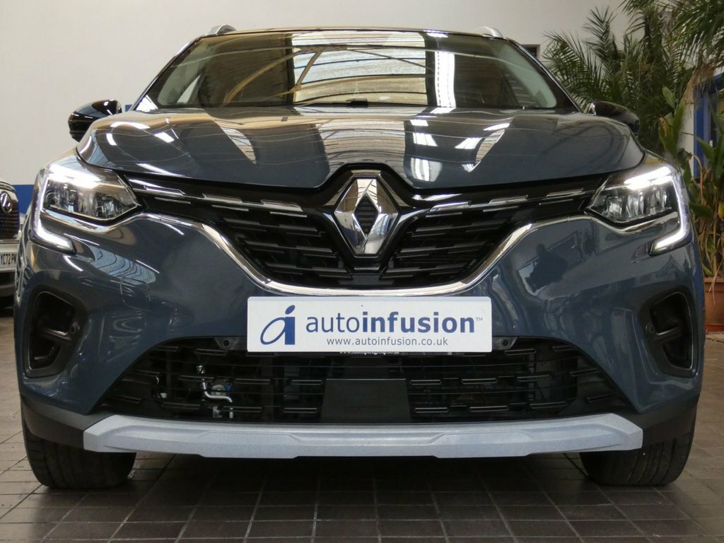Renault Captur 1.6L Techno BV73TZR Blue #2