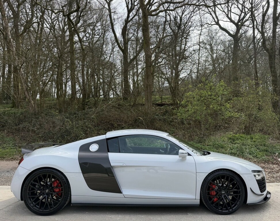 Audi R8 Coupe 4.2 Fsi V8 201515 Grey #2