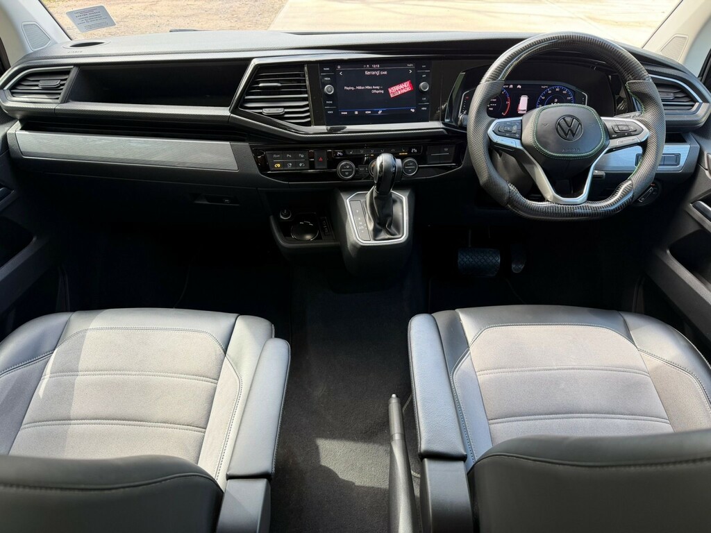 Volkswagen Caravelle Mpv 2.0 Tdi Executive 202020 KY20OXS Black #3
