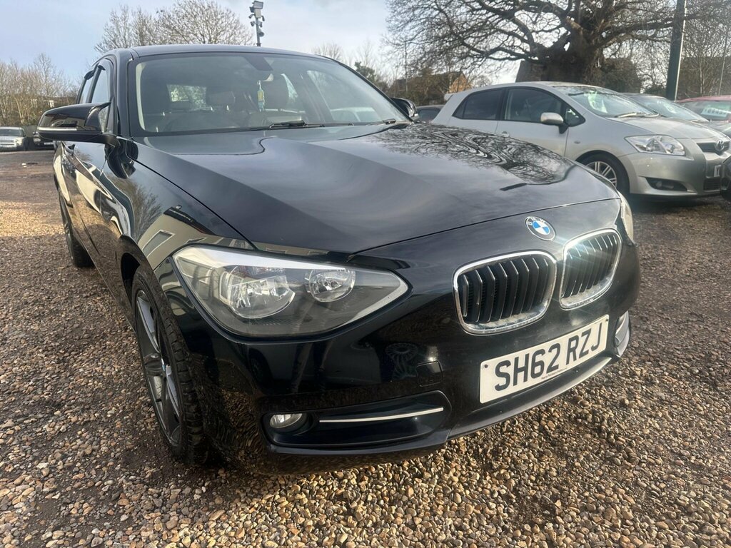 BMW 1 Series 1.6 116I Sport Euro 5 Ss SH62RZJ Black #4