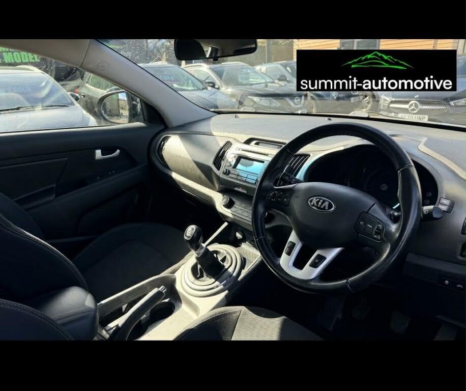 Kia Sportage 1.7 Crdi Ecodynamics 1 2Wd Euro 5 Ss SK64UVL Black #2