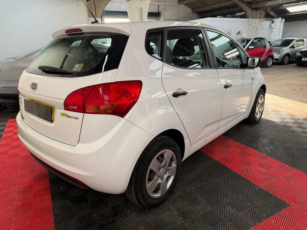 Kia Venga 1.4 Crdi Ecodynamics 1 Euro 5 S S  White #6