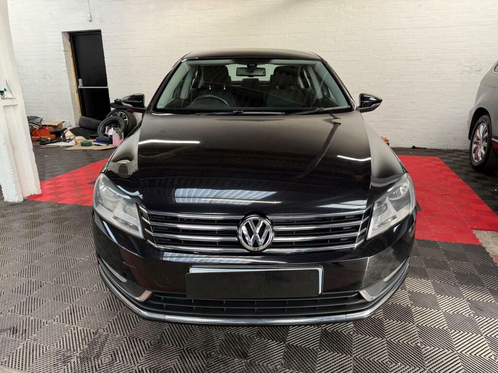 Volkswagen Passat 2.0 Tdi Bluemotion Tech Se Euro 5 S S Black #2