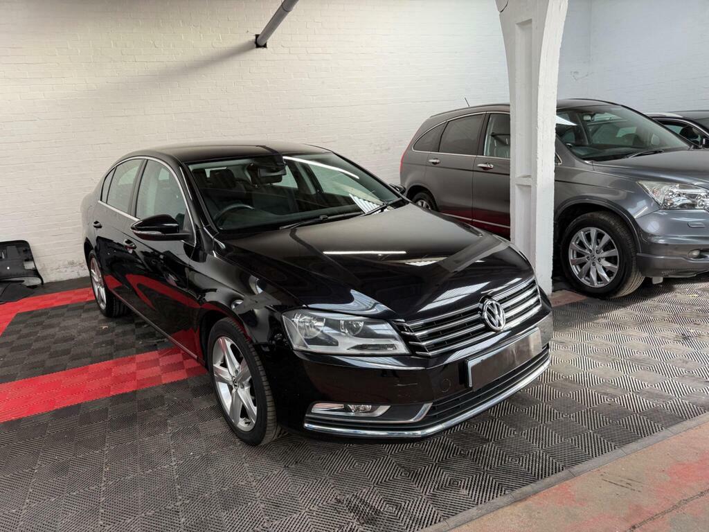 Volkswagen Passat 2.0 Tdi Bluemotion Tech Se Euro 5 S S Black