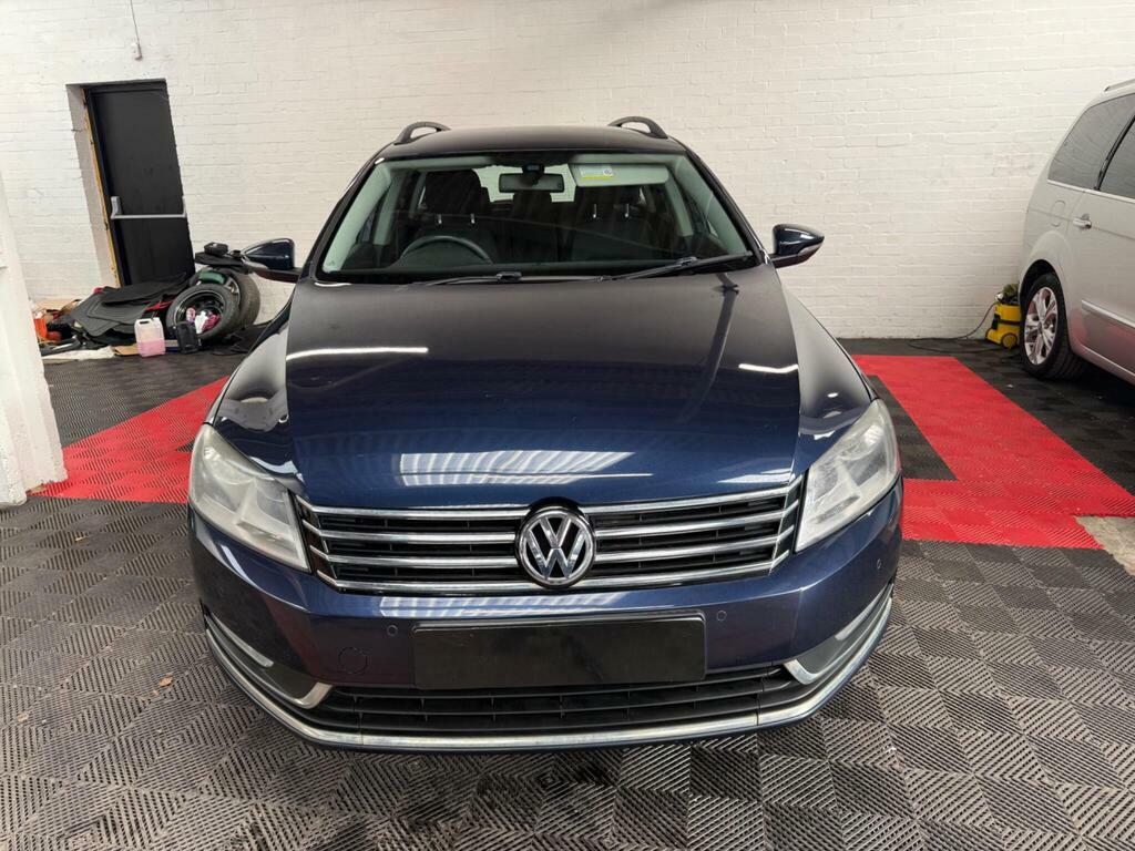 Volkswagen Passat 2.0 Tdi Bluemotion Tech Highline Euro 5 S S Blue #2