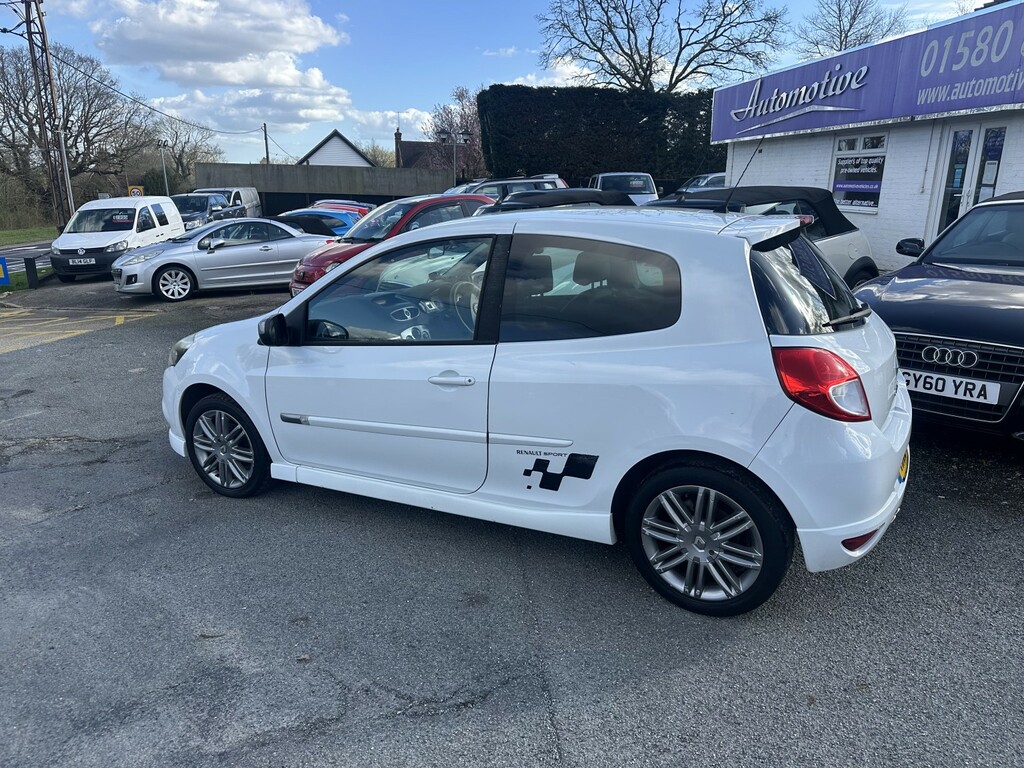 Renault Clio Hatchback 1.6 Vvt Gt 2010 HN10WHX White #3