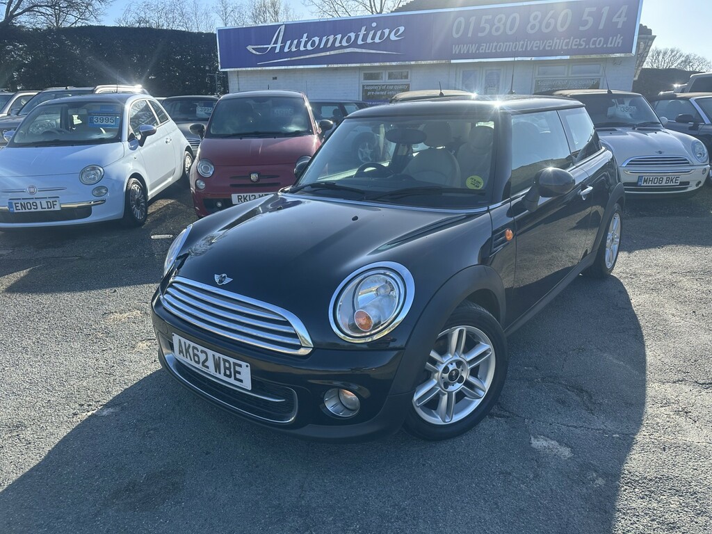Mini Hatch Hatchback 1.6 Cooper D Hatch 2012 Black