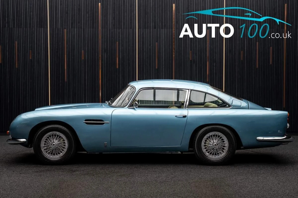 Aston Martin DB5 . JWE593C Blue #6