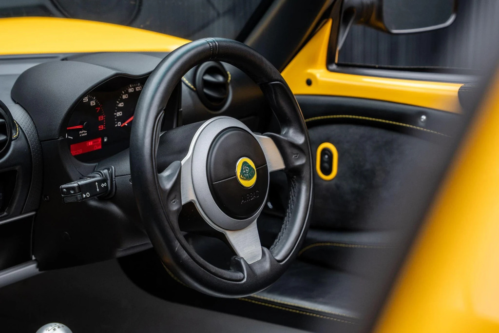 Lotus Elise Elise Black #28