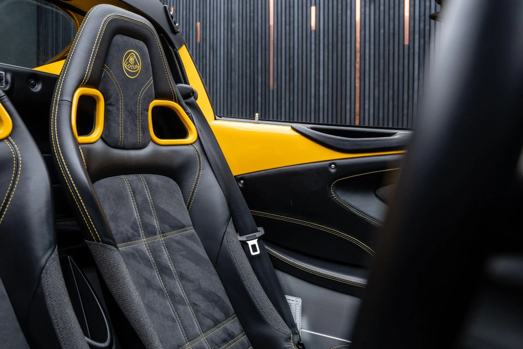 Lotus Elise Elise Black #14