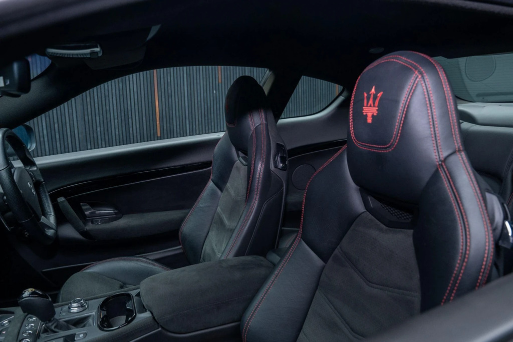 Maserati GranTurismo V8 Sport Mc Shift Blue #35