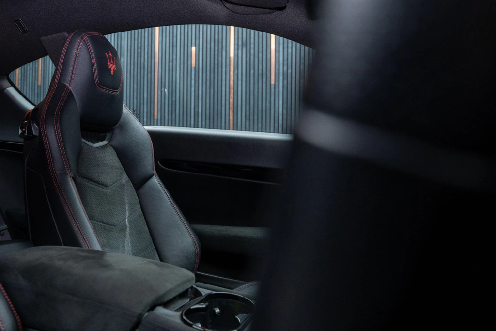 Maserati GranTurismo V8 Sport Mc Shift Blue #26