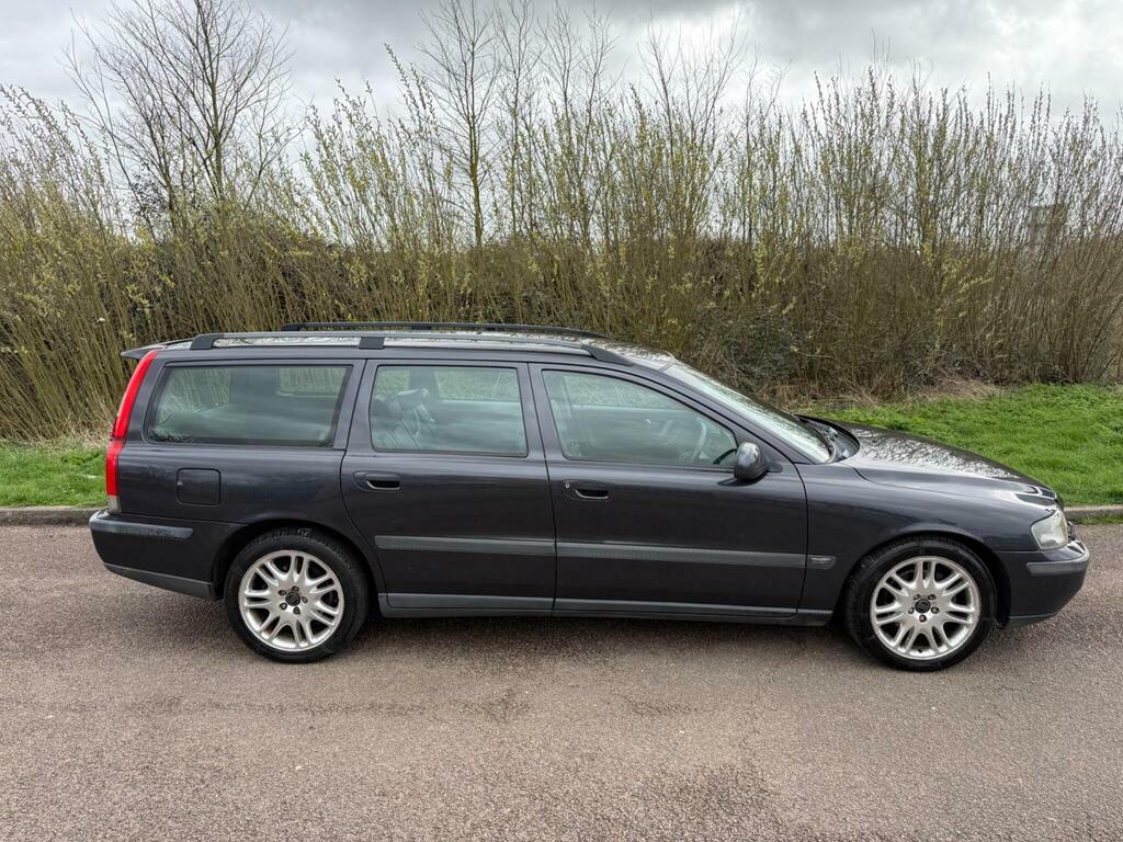 Volvo V70 2.4 Se Silver #5