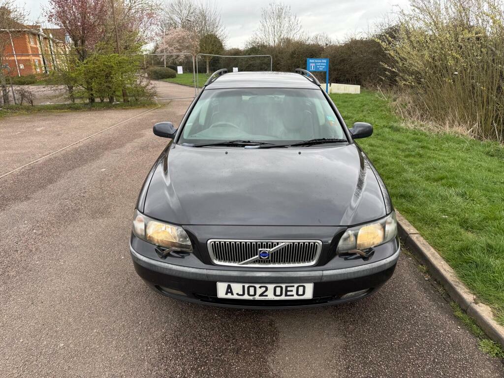 Volvo V70 2.4 Se Silver #2