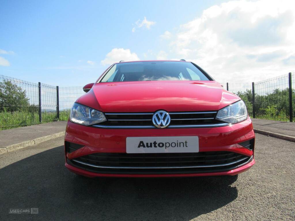 Volkswagen Golf 110 Se  Red #6