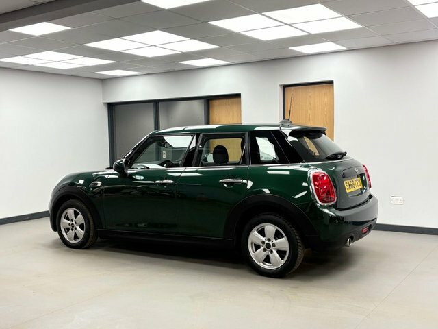 Mini Hatch 1.5 Cooper Hatchback Steptronic Euro 6 SA68CCU Green #5