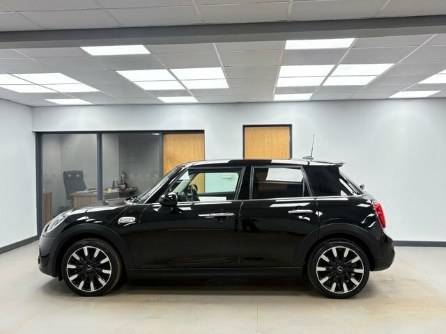 Mini Hatch 2.0 Cooper S Hatchback Euro 6 S BJ68YUV Black #4