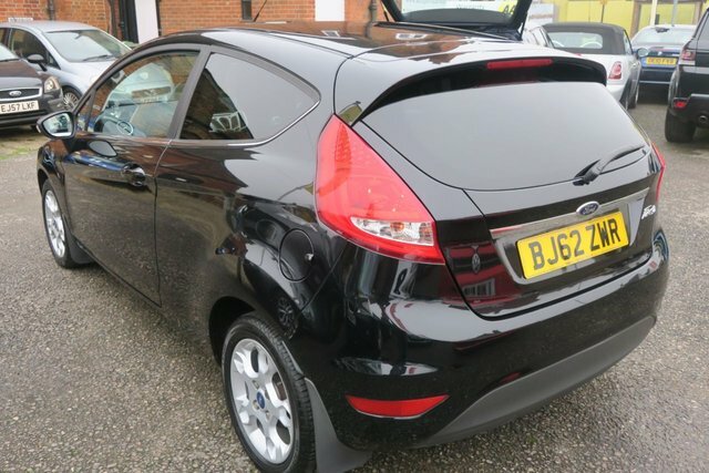 Ford Fiesta 2012 1.25 Zetec Hatchback Euro 5 BJ62ZWR Black #3