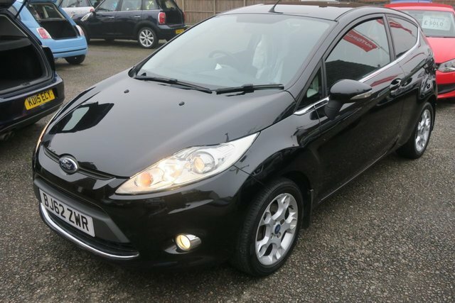 Ford Fiesta 2012 1.25 Zetec Hatchback Euro 5 BJ62ZWR Black #4