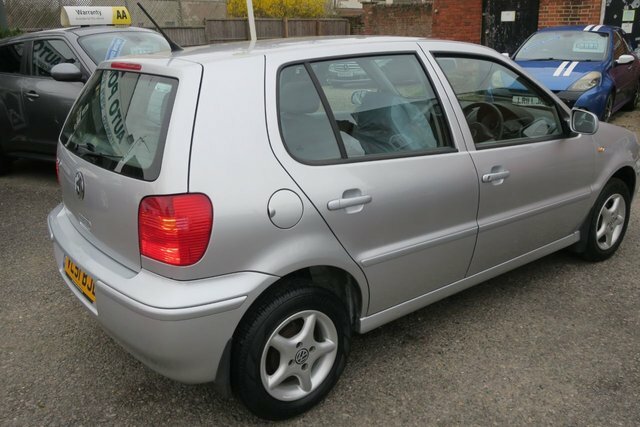Volkswagen Polo 2001 1.4 Match Hatchback 187 VL51BJL Silver #2