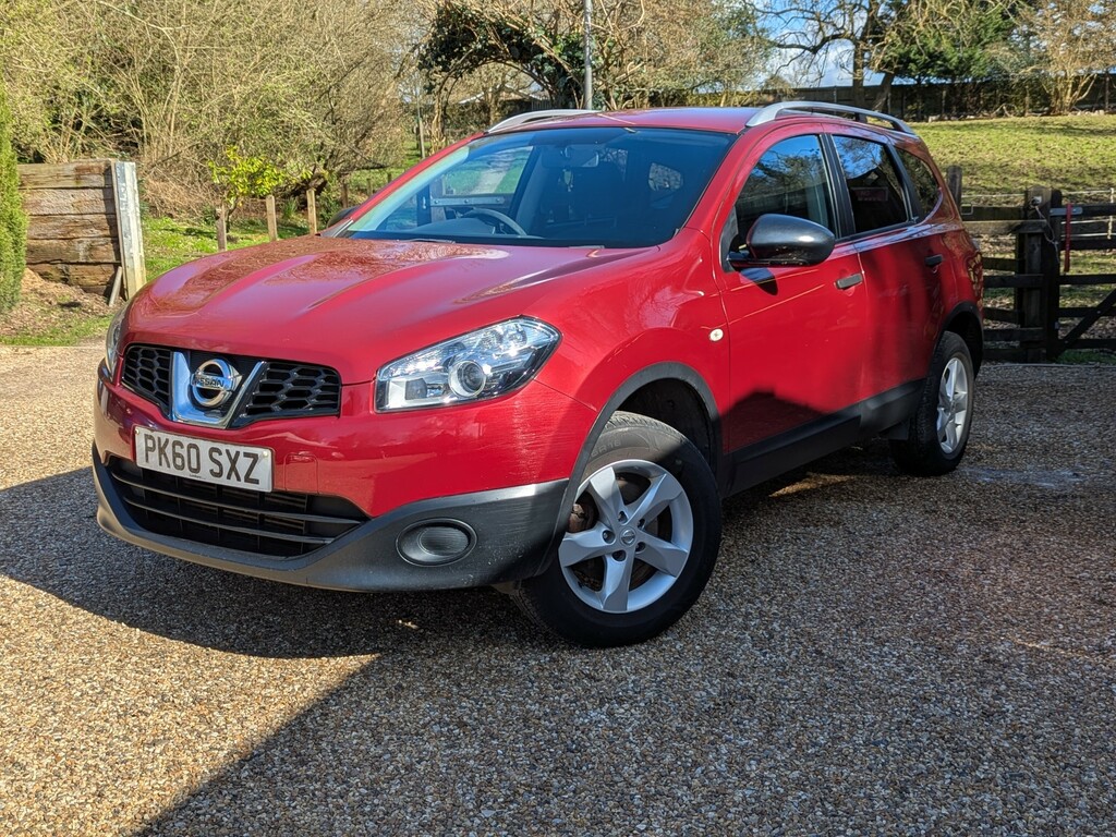 Nissan Qashqai+2 Dci Visia Plus 2 Red