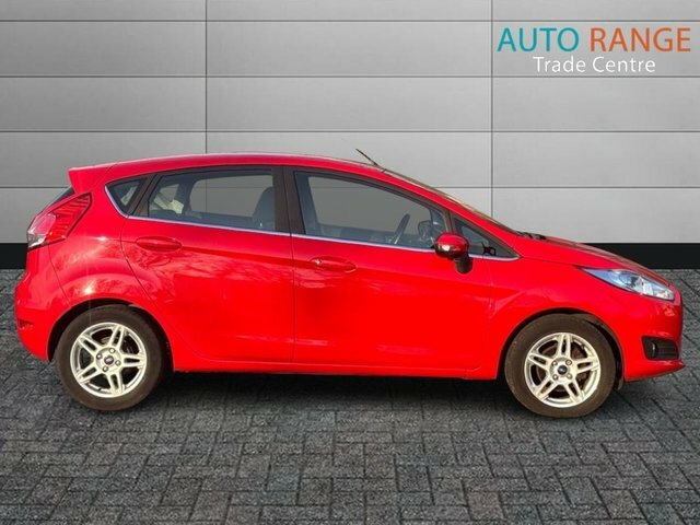 Ford Fiesta Zetec Hatchback Red #6