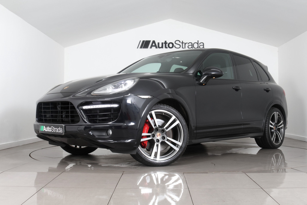 Porsche Cayenne V8 Turbo Tiptronic S Black #4