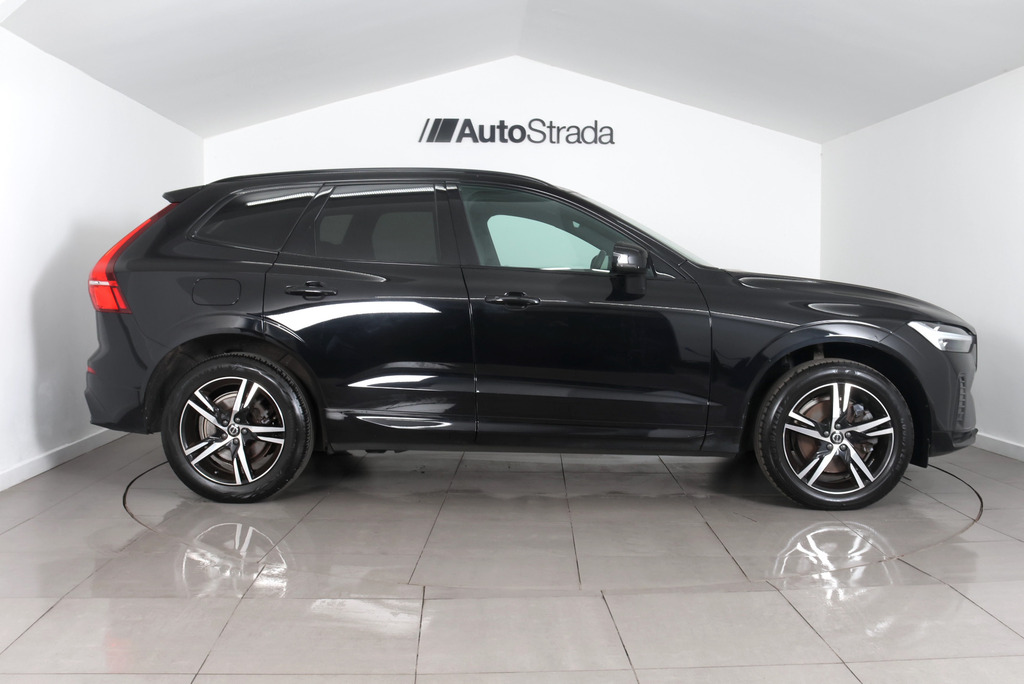 Volvo XC60 B4 R-design Awd Mhev CF71WKC Black #4