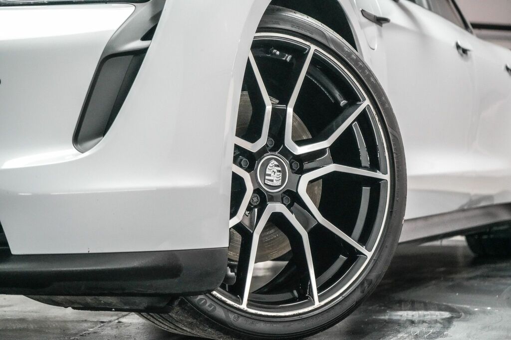 Porsche Taycan 2023 Performance Plus 93.4Kwh Sport Turismo El MJ73NZH Grey #2