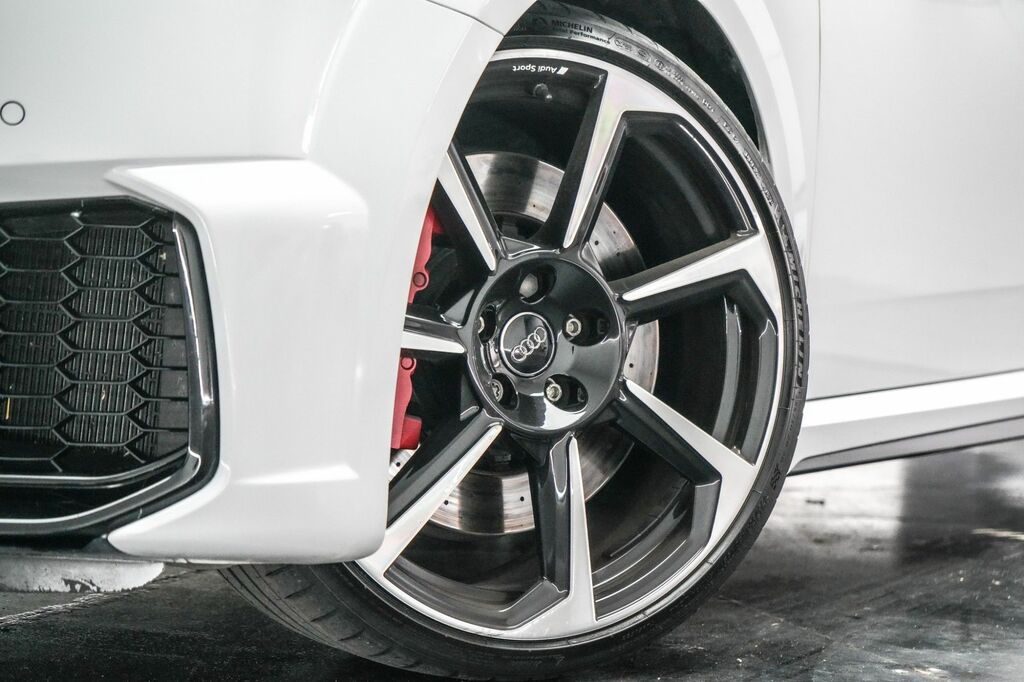Audi TT RS 2019 2.5 Tfsi Sport Edition Coupe S Tro White #2