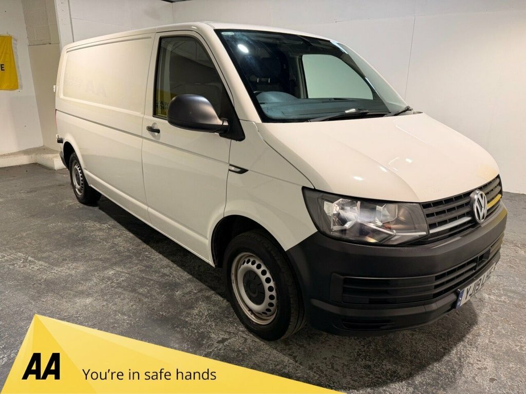 Volkswagen Transporter 2L Startline White