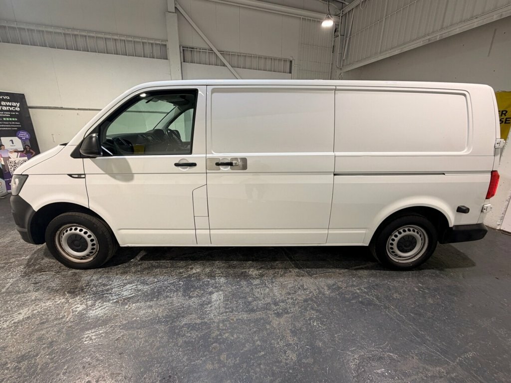 Volkswagen Transporter 2L Startline YJ19LHE White #2