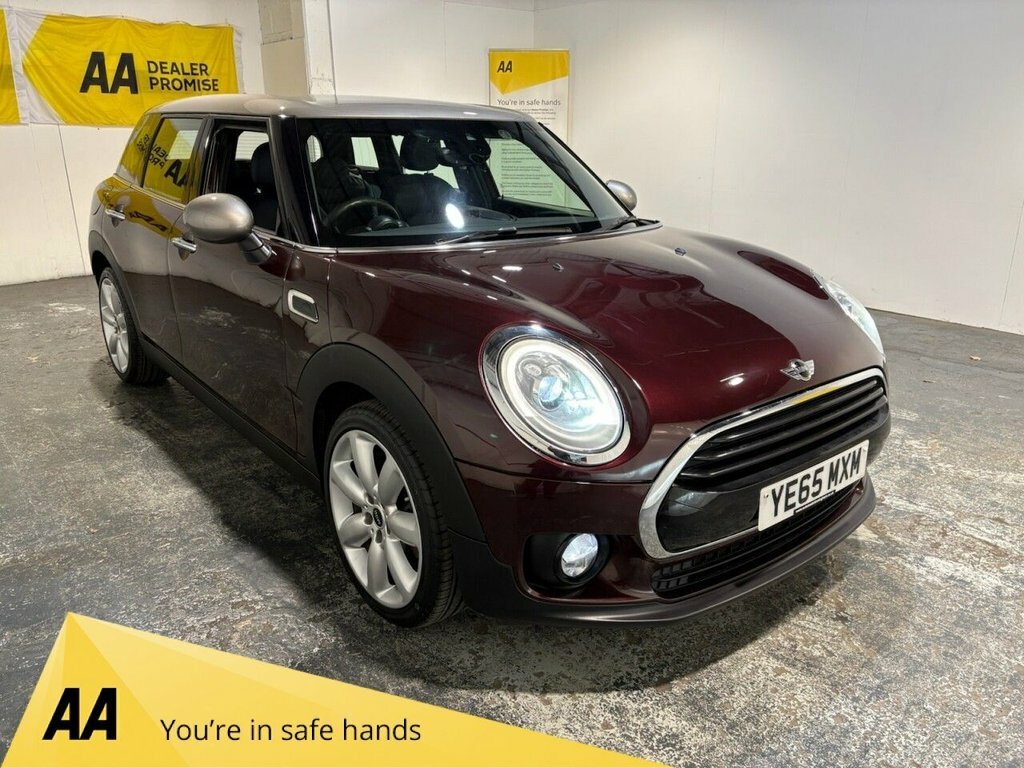 Mini Clubman 1.5L Cooper Red